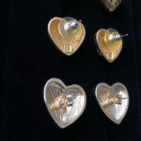 Vintage gold tone heart earring lot- 3 pairs stud etched design, AVON drop style - Picture 9 of 11